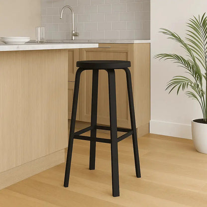 Chaise-de-bar-noir-en-bois