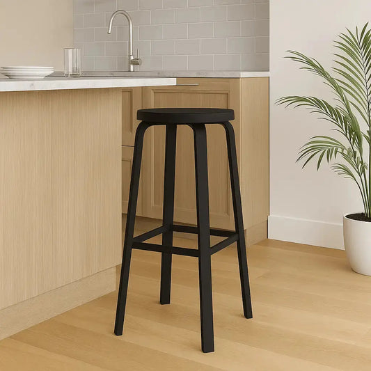 Chaise-de-bar-noir-en-bois