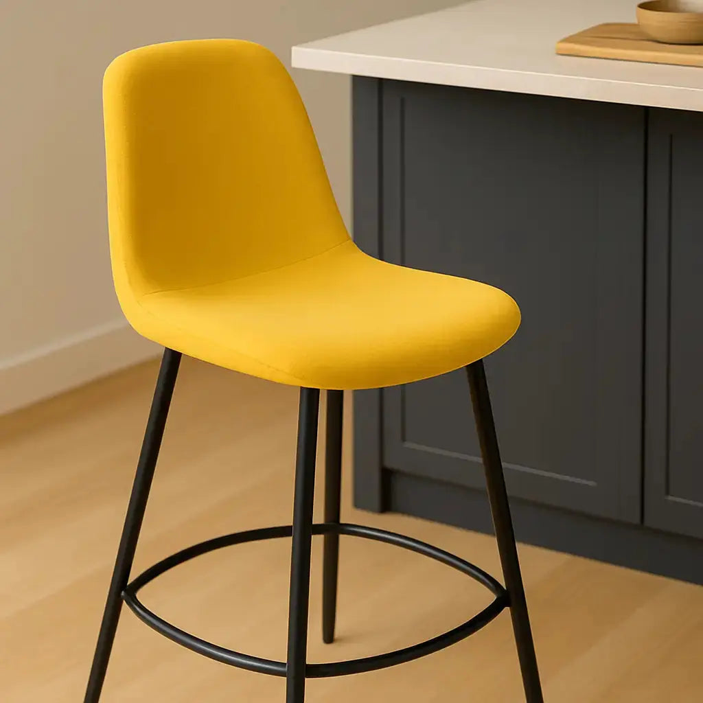 Housse de tabouret de bar scandinave jaune 2